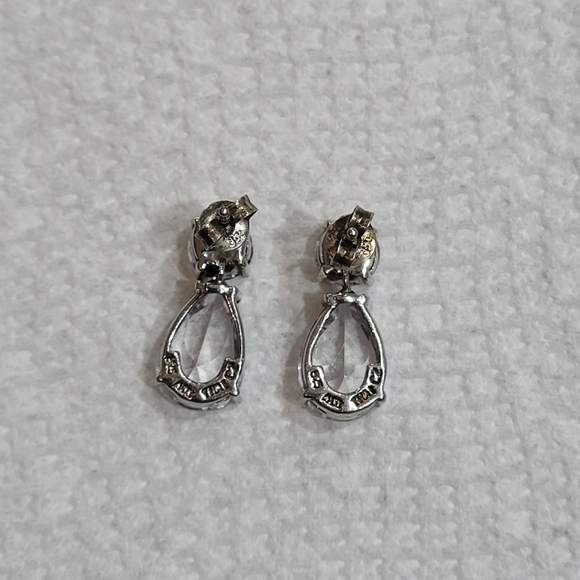 Beautiful CZ Earrings - Picture 15 of 15